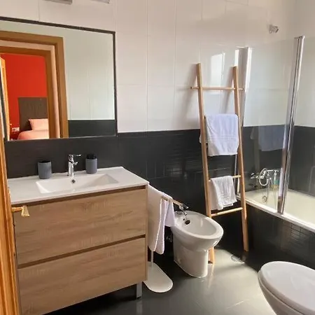 Casita Mae: Chill And Enjoy In Majanicho. * La Oliva